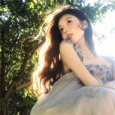 5个吓鬼的少年